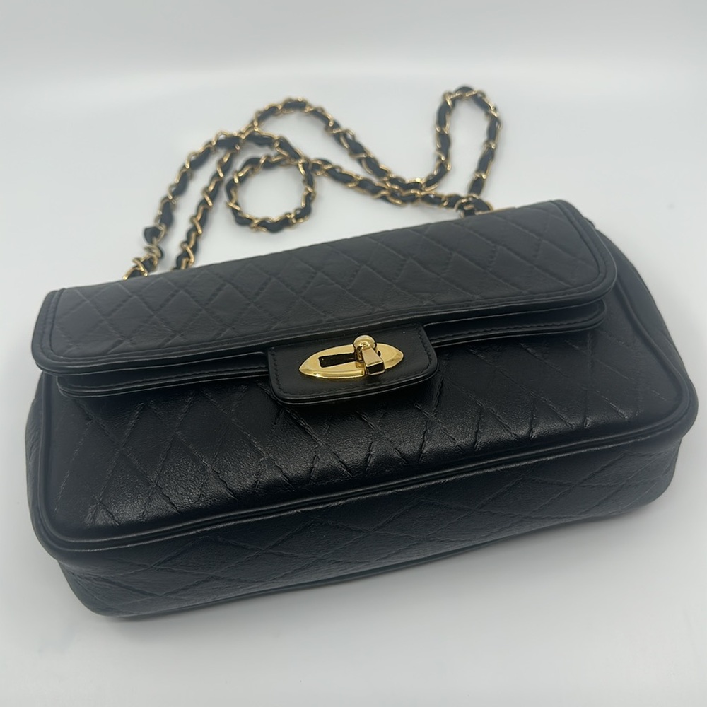 Elegant Black Quilted Genuine Leather Chain Bag - Picture 9 of 16
